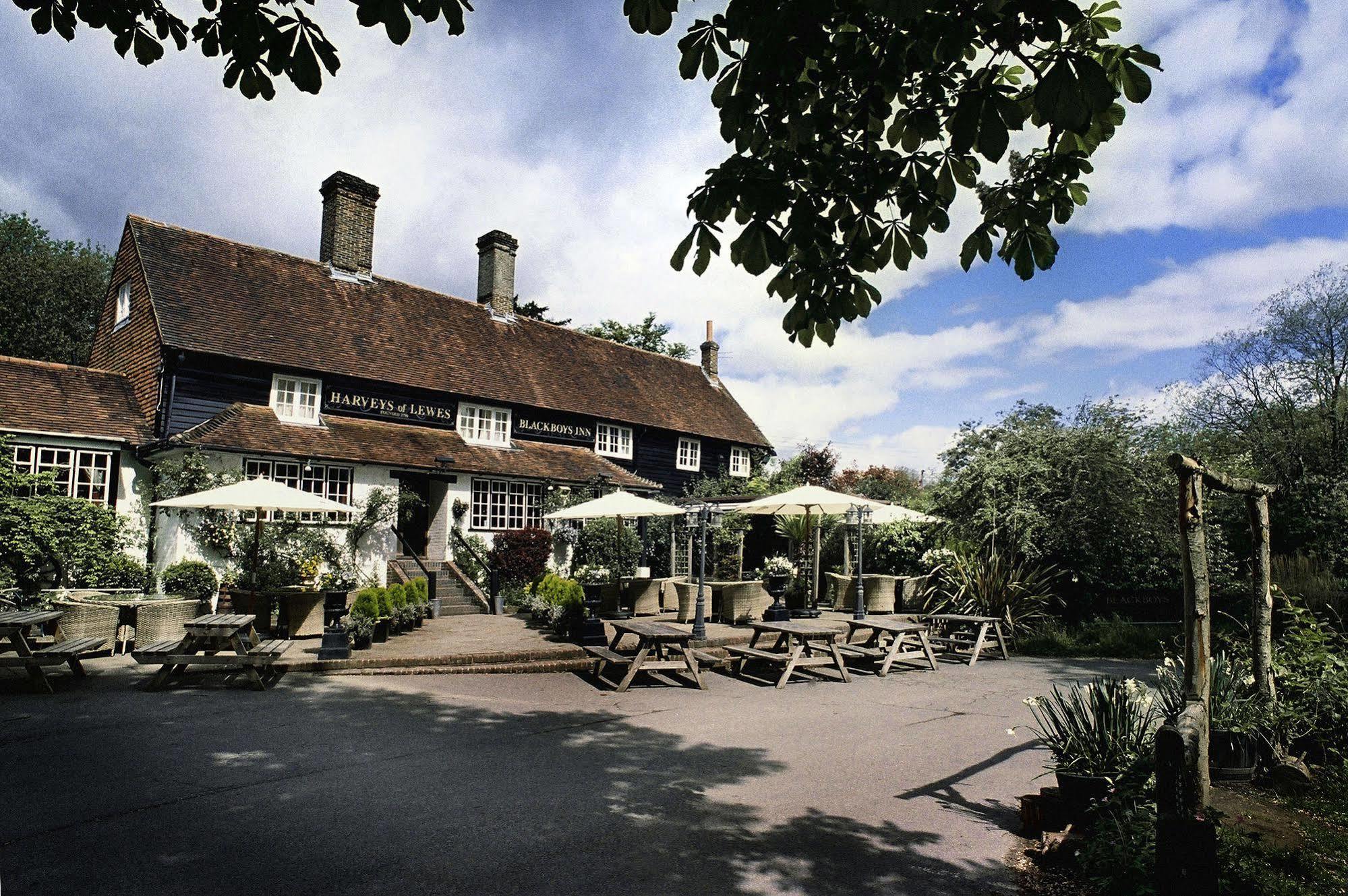 The Blackboys Inn Framfield Bagian luar foto
